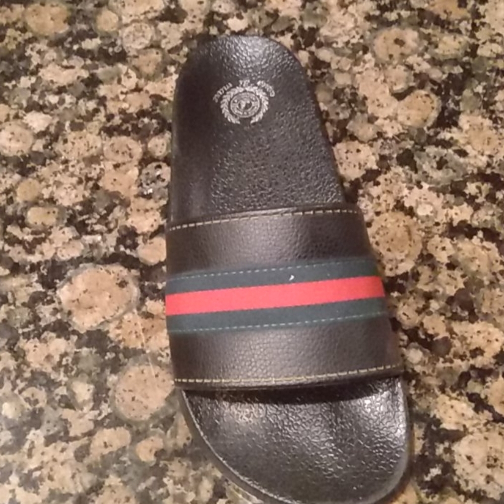 Shoes - Picture 7 of 8